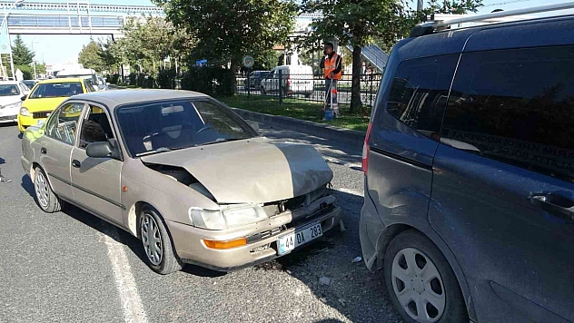 Malatya'da trafiği kilitleyen zincirleme kaza