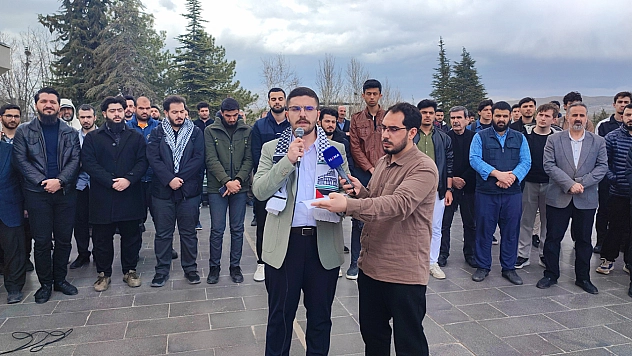 Malatya'da üniversite öğrencilerinden 'Miraç ve Esir Cuma' çağrısı