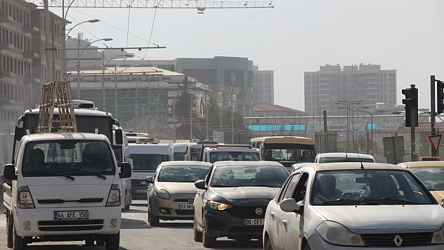 Malatya'da yol kapatan yandı: Ehliyet ve araç elden gidecek!