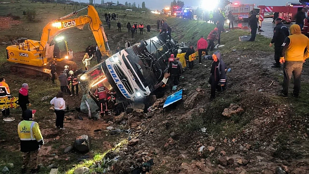 Malatya'da feci kaza: 4 ölü, 40 yaralı
