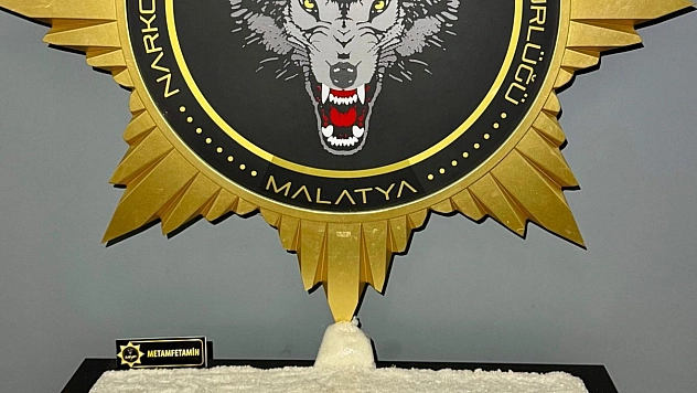 Malatya'da yolcu otobüsünde 11 kilo 400 gram metamfetamin ele geçirildi