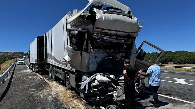 Malatya'dan Yola Çıkan Tır Feci Kazaya Karıştı: 1 Ölü