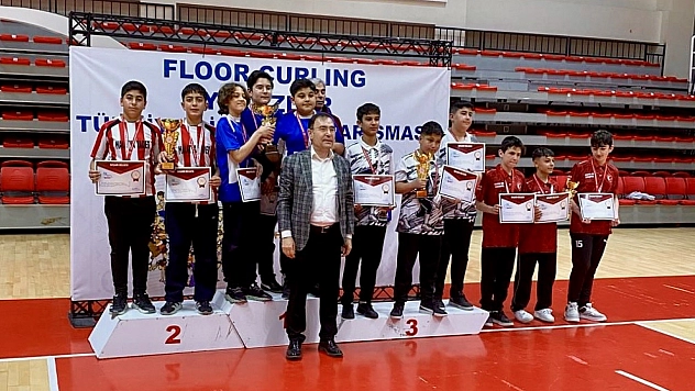 Malatya'nın Gururu: Floor Curling'de Türkiye İkinciliği Geldi!