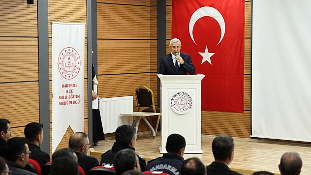 Malatya'nın ilçelerinde Öğretmenler Günü kutlandı