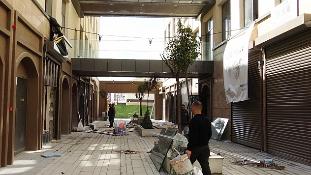 Malatya'nın kalbi 3 yıl sonra yeniden atmaya başladı! Akpınar'da esnaf iş başında!