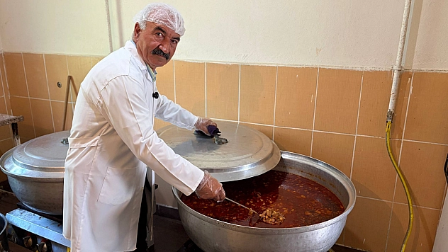 Malatya'nın özel günlerin vazgeçilmez yemeği 'Yahni'