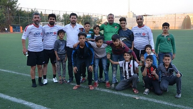 Dostluk maçı