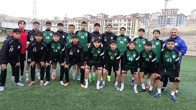 Yeşilyurtspor şampiyonluk yolunda