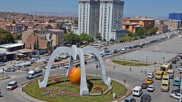 'Malatya'yı borç batağına sürüklediler'