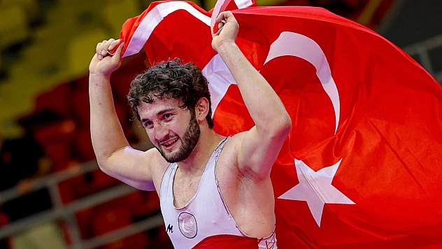 Malatyalı güreşçi Avrupa şampiyonu!
