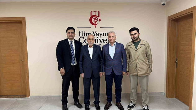Malatyalı iş insanlarından İlim Yayma Cemiyeti'ne ziyaret