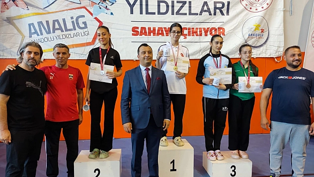 Malatyalı Zeynep Neva'dan Altın Vuruş!