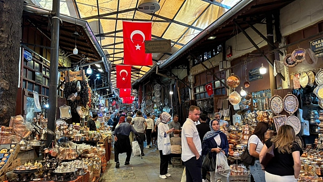 Malatyalılar Gaziantep'teki Bakırcılar Çarşısı'na hayran kaldı