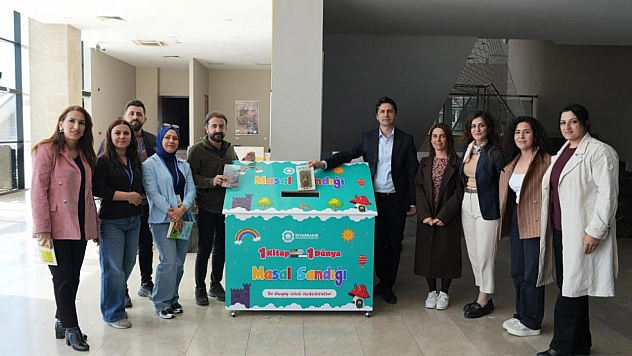 Masal sandığı kuruldu: Kitaplar çocuklar için toplanıyor