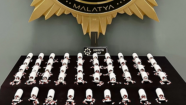 MAŞTİ Otogarında operasyon! 2 bin 970 adet ele geçirildi