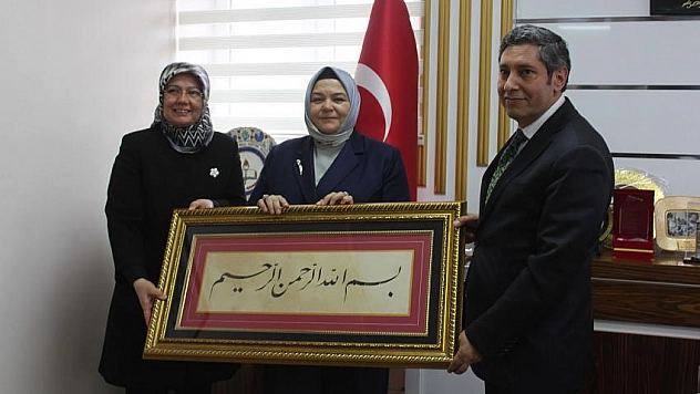 Memnun ayrıldı