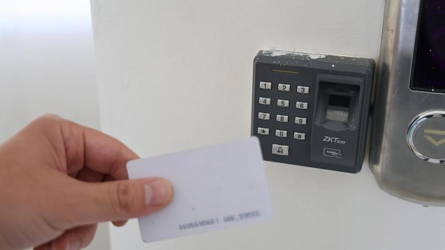 Mesai takibinde biyometrik sistemlere sıkı denetim