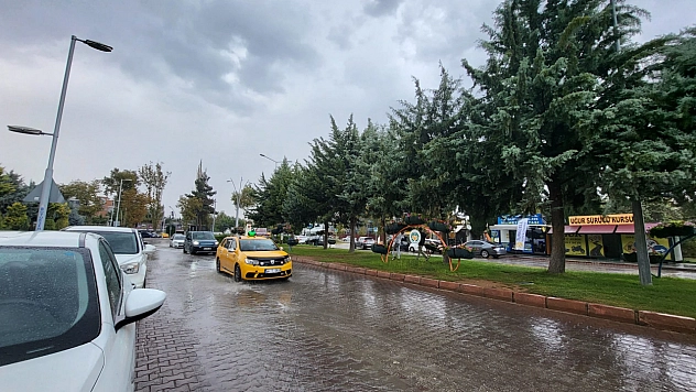 Meteoroloji uyarmıştı! Malatya'da etkili olmaya başladı!