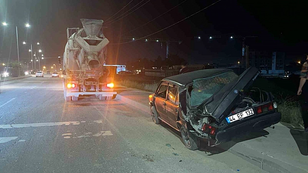 Malatya'da kaza...! 19 yaşındaki sürücü yaralandı..