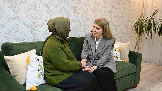 Ölmeztoprak'tan darp edilen öğretmene ziyaret