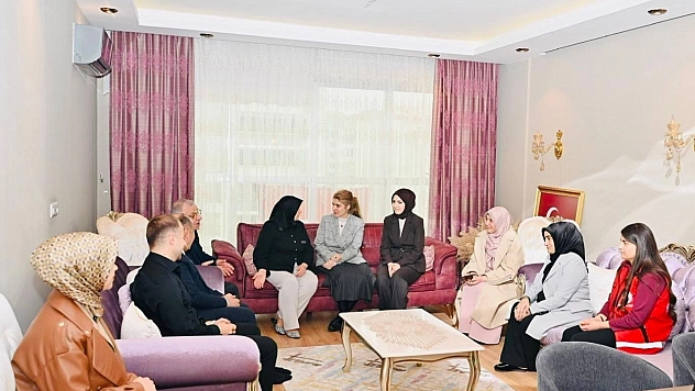 Şehit aileleri bayramda unutulmadı
