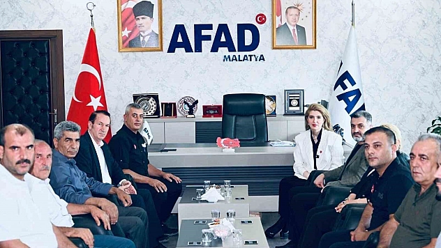 Malatya'da selden zarar gören kayısı üreticileri için süreç yakından takip ediliyor