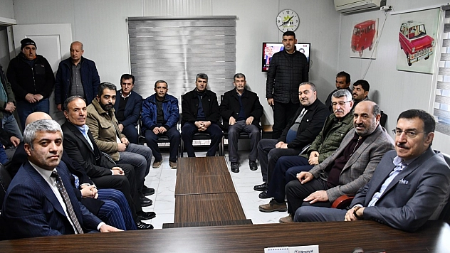 Milletvekilinden Minibüsçüler Odası'na ziyaret