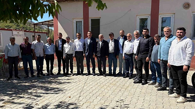 Malatya'da Tüfekçi muhtarlarla bir araya geldi