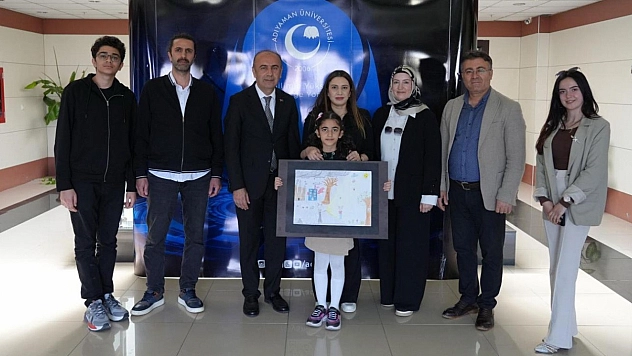 Minik ressamdan büyük başarı