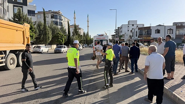 Motosiklet devrildi: 1 yaralı
