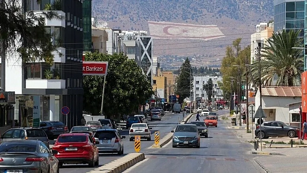 Öğle saatlerinde açık alanda çalışmak 10 gün süreyle yasaklandı