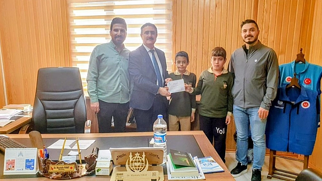 Öğrencilerden Filistin'e anlamlı destek