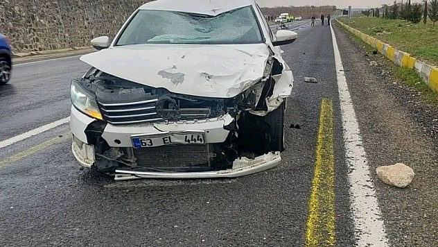 Otomobil ile Çarpışan Motosikletin Sürücüsü Hayatını Kaybetti