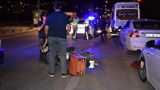 Motokurye yaralandı