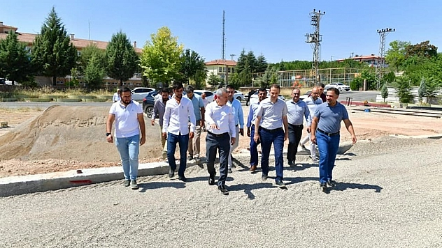 Özal mahallesine halı saha