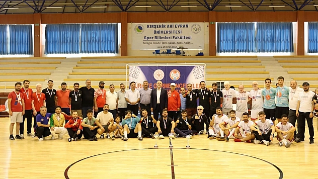 Özel sporcular Kırşehir'de Malatya'yı için ter döktü