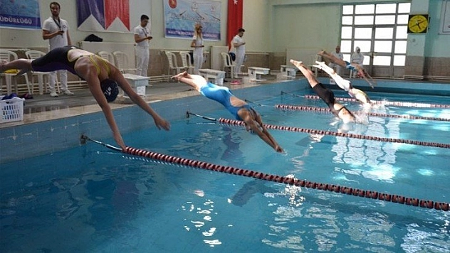 Yüzme şampiyonası