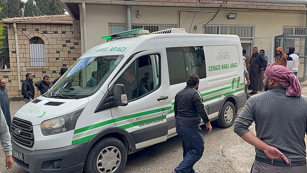 Parka giderken otomobilin çarptığı çocuk hayatını kaybetti