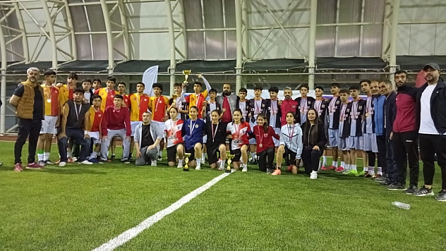Polis Haftası'nda Malatya Galata Spor Rüzgarı: Hem Sahada Hem Gönüllerde!