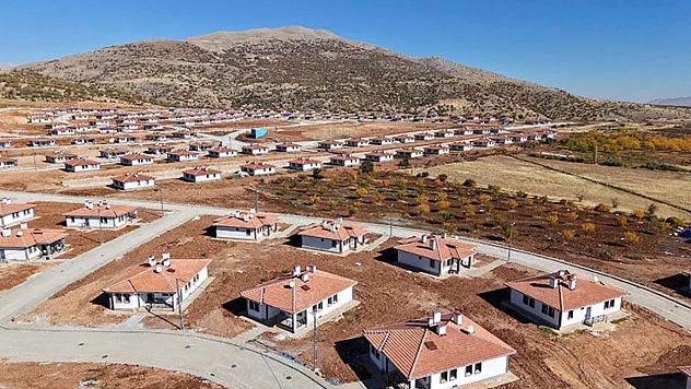 Resmi Gazete'de yayımlandı! Malatya'da 8 ilçede 71 köyde 171 adet köy evi yapılacak!