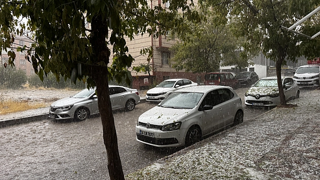 Sağanak ve dolu yaşamı olumsuz etkiledi