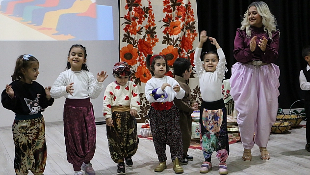 Şalvar defilesine büyük ilgi