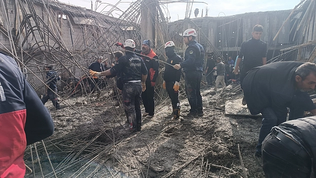 Şanlıurfa'da göçük faciası: 16 yaşında iki çocuk işçi hayatını kaybetti...