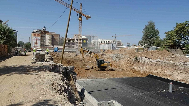 Şantiyede Güvenlik Alarmı: Malatya'da Bir İşçi Merdivenden Düşerek Yaralandı...