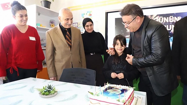 Şehit kızına doğum günü sürprizi