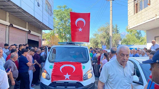 Şehit olan orman personeli Demirel son yolculuğuna uğurlandı