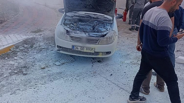 Seyir halindeki araç alevlere teslim oldu