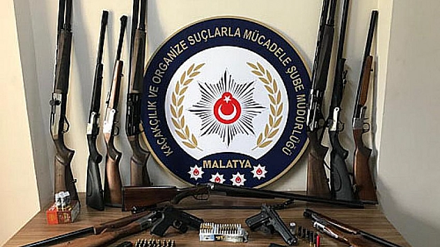 Silah kaçakçılığı 