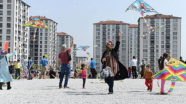'Sokak Oyunları ve Uçurtma Şenlikleri'