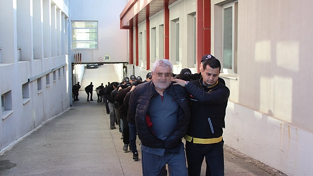 'Son Reçete' operasyonu: Usulsüz ilaç çetesi çökertildi